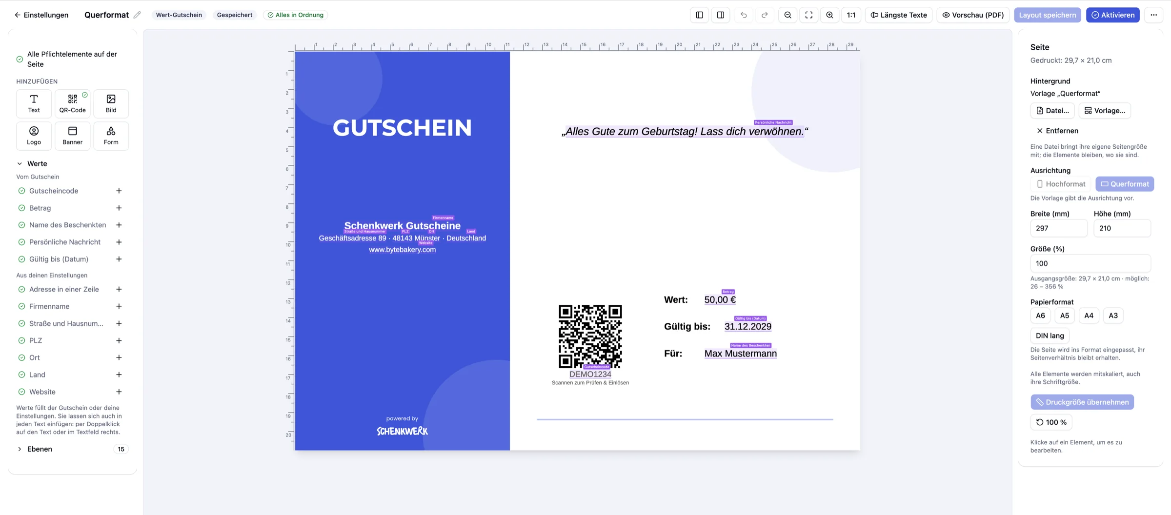 Der Schenkwerk Design-Editor mit einem Gutschein im Querformat: Betrag, Gültigkeit, Name und QR-Code auf der Seite platziert